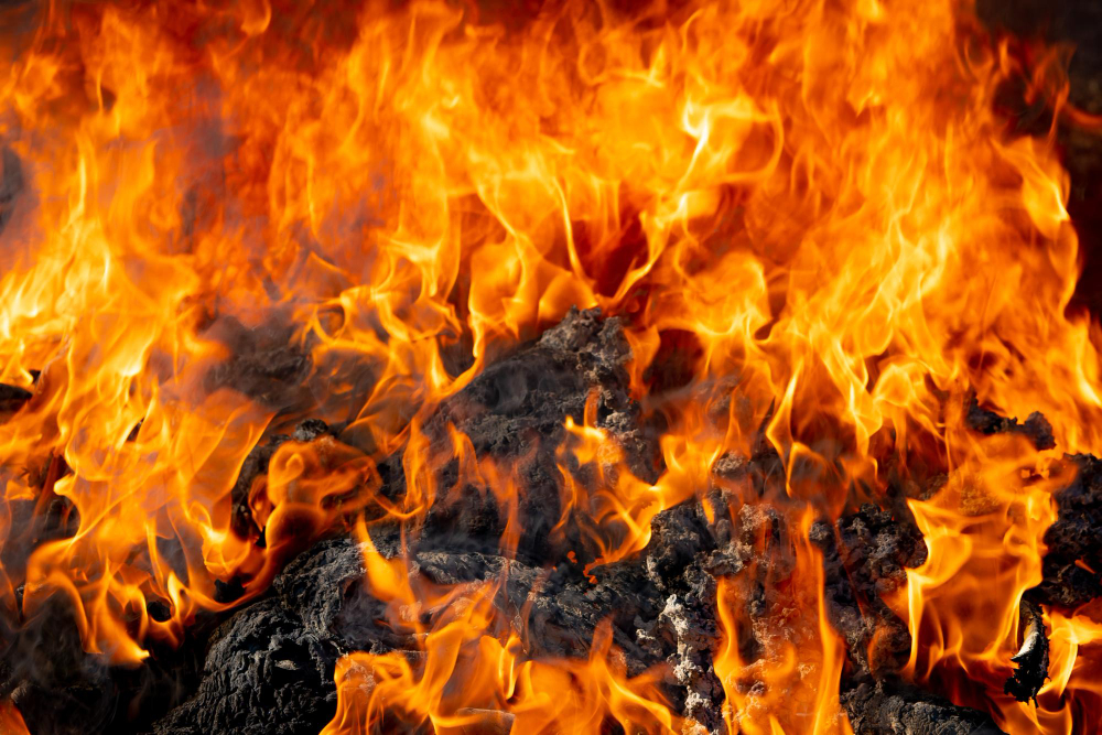 Lavori urgenti per la scuola Rodari dopo l’incendio: riapertura a settembre
