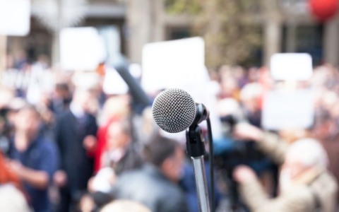 Uboldo approva il data center, ma l’opposizione critica i tempi rapidi