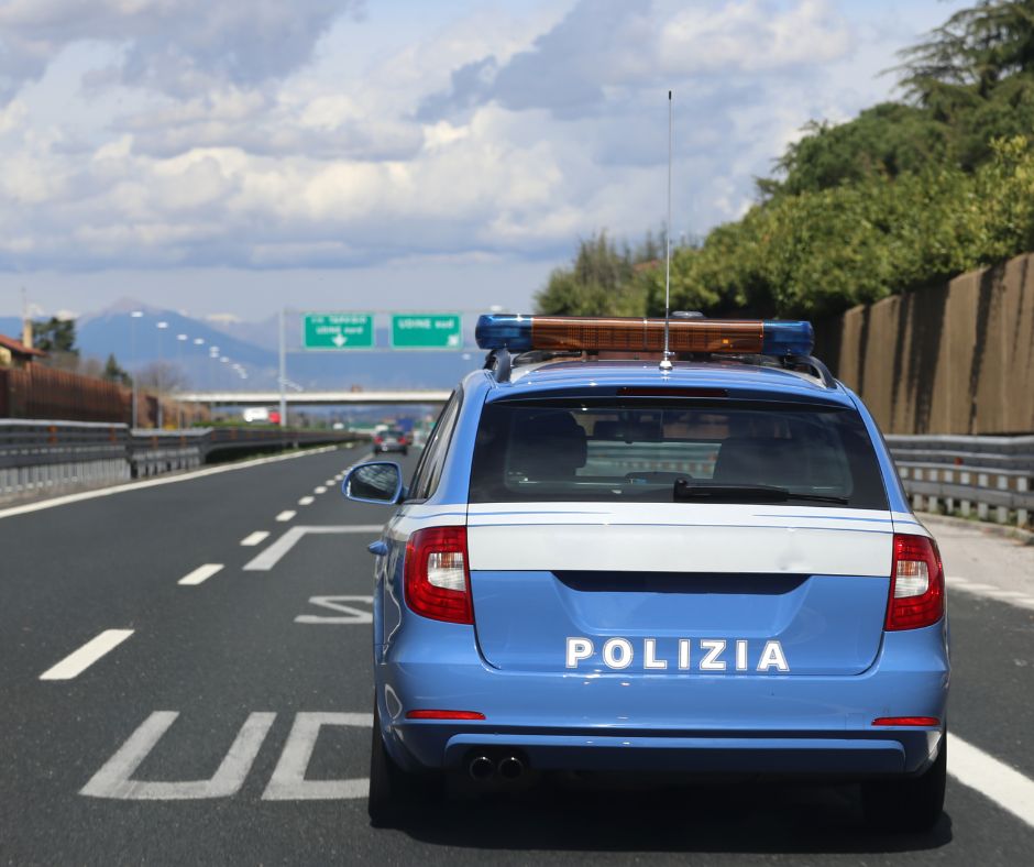 Accoltellamento nella notte, 19enne in pericolo di vita