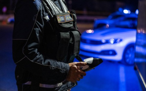 Minimarket chiuso per sette giorni dopo violenza in piazza Risorgimento