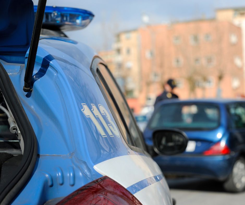 Controlli della Polizia a Gallarate: 61 identificazioni e sanzioni per attività commerciali