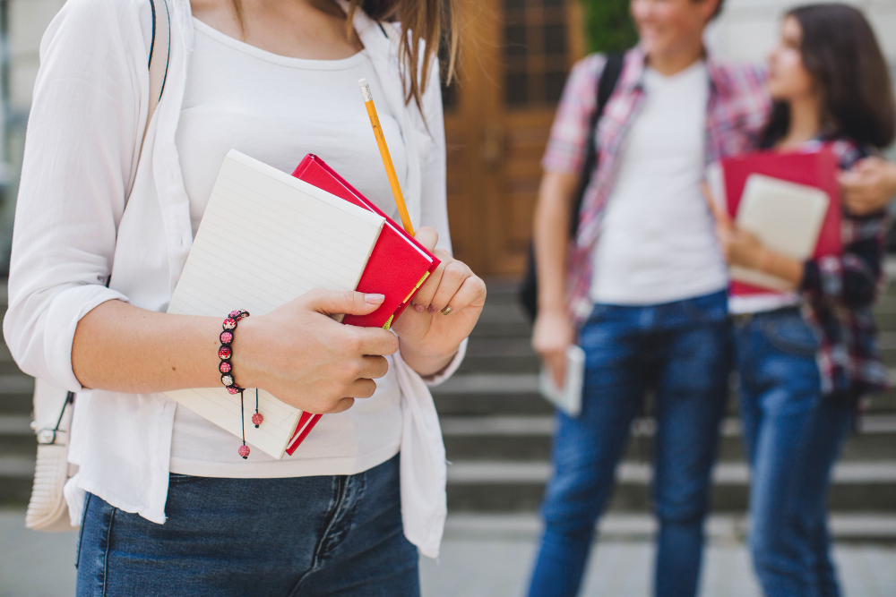 Corso gratuito per il test di ammissione alla LIUC