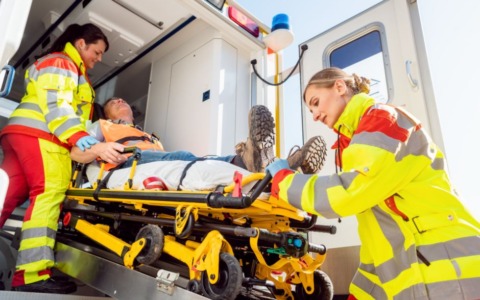 Pompa guasta, sostituzione d’emergenza con un elicottero