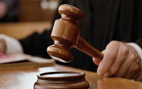 Condannato a tre anni per diffusione di materiale pedopornografico